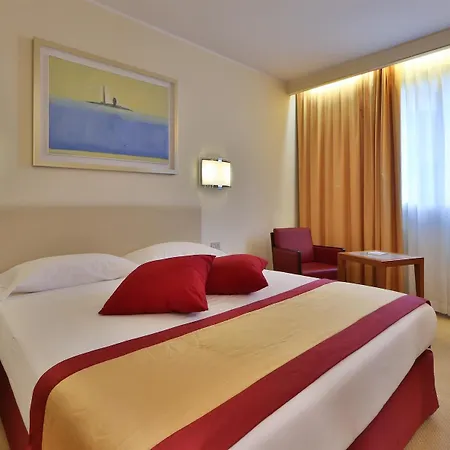 D'altino Hotell 3*